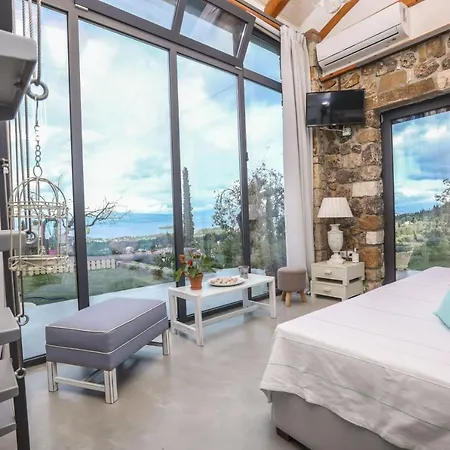 Casa Pietra Holiday home *