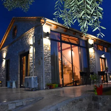 Casa Pietra Holiday home *